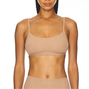 Skims scoop neck bralette small